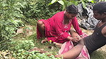 Indian desi pados ki bhabhi ko jungle mein bulakar chudai ki