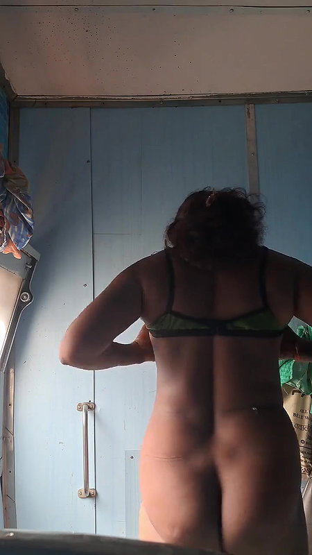 Outdoor Valentine’s Day new Girlfriend hardly and intersting Sex video.just enjoy this video