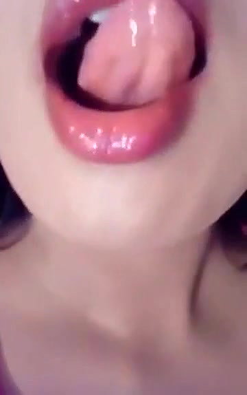 WWW.DOWNVIDS.NET-swathi naidu latest selfie on 2 piece