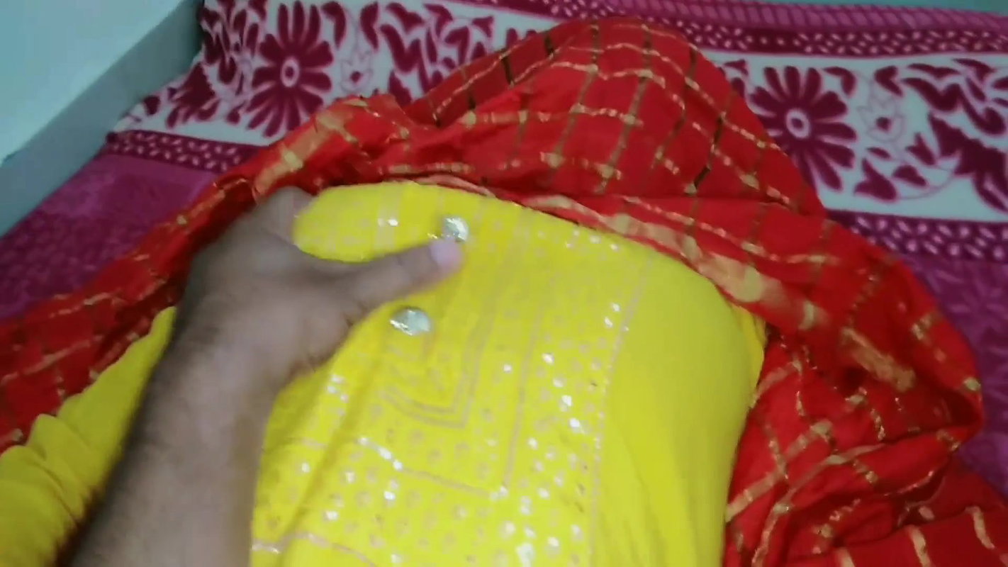 Whole night sex with Indian friend’s beautiful wife porn video